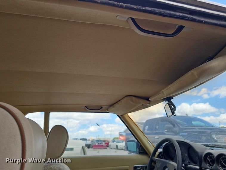 image for item EH8971 1980 Mercedes-Benz 450SL 