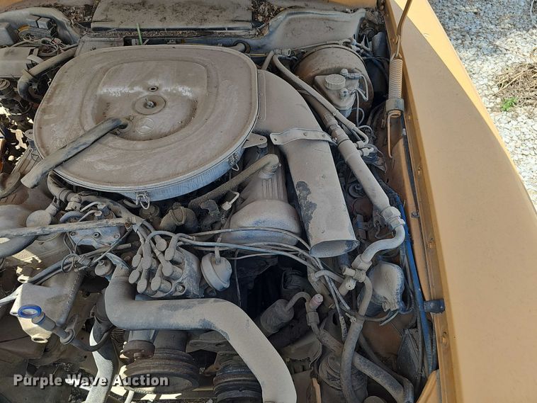 image for item EH8971 1980 Mercedes-Benz 450SL 