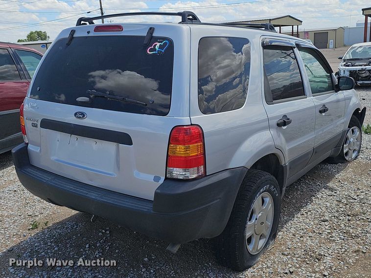 image for item EH8972 2003 Ford Escape XLT SUV
