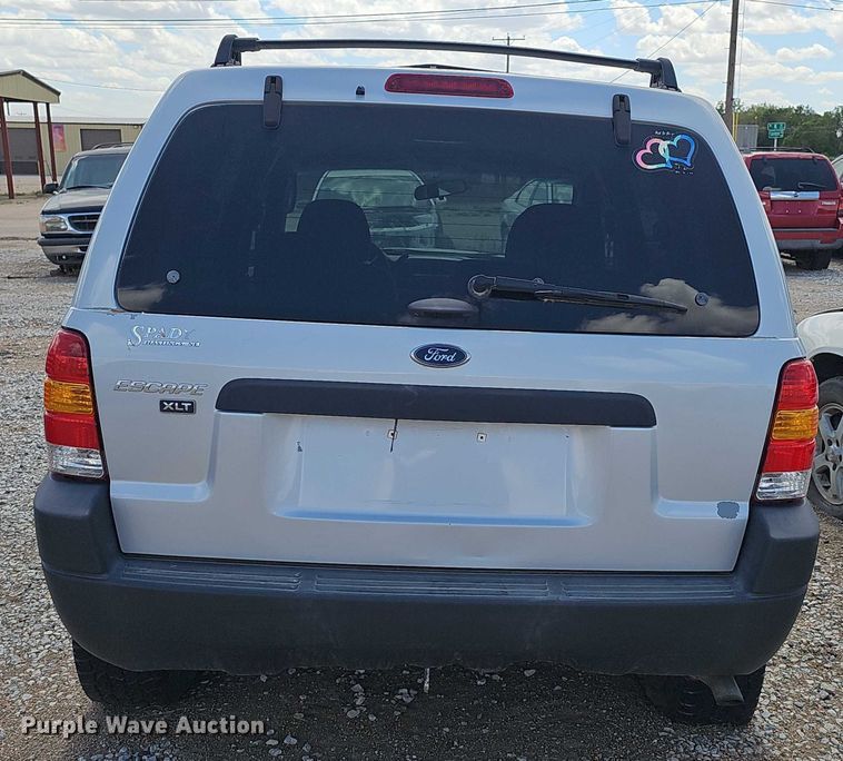 image for item EH8972 2003 Ford Escape XLT SUV