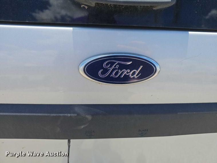 image for item EH8972 2003 Ford Escape XLT SUV