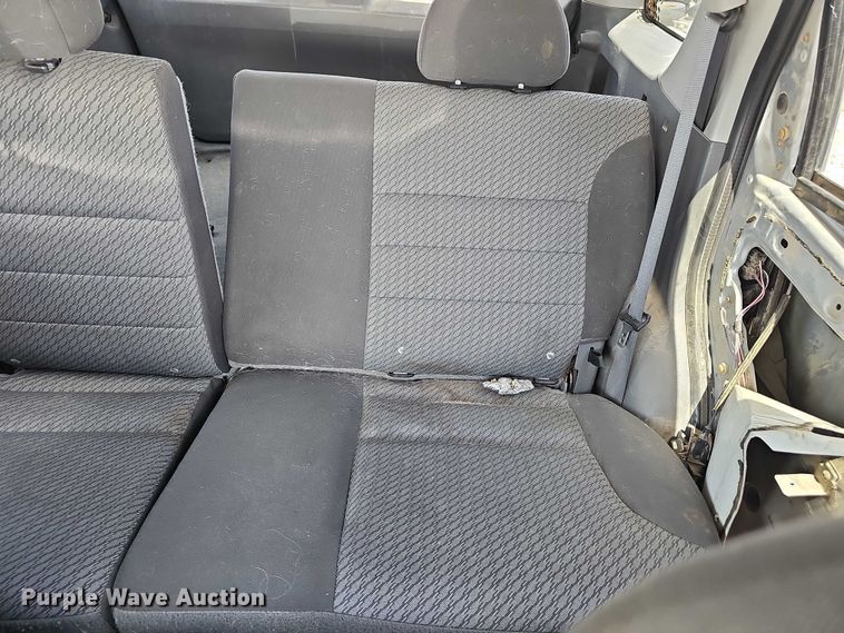 image for item EH8972 2003 Ford Escape XLT SUV