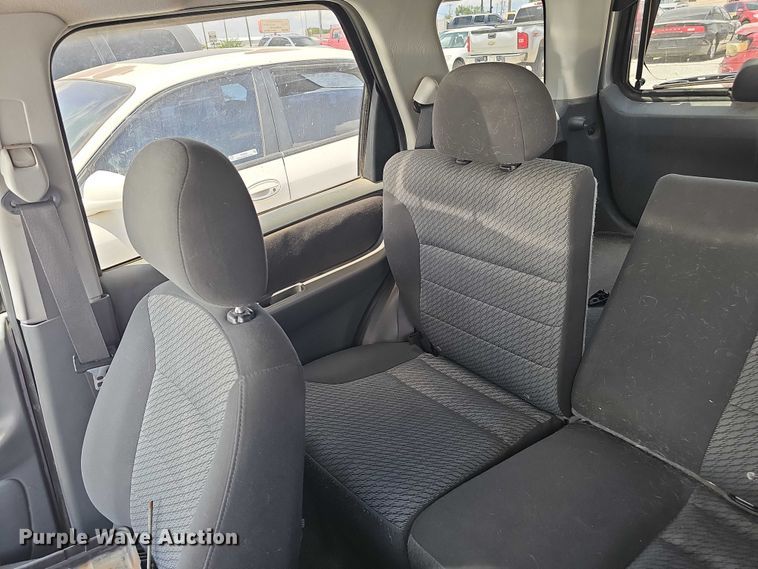 image for item EH8972 2003 Ford Escape XLT SUV