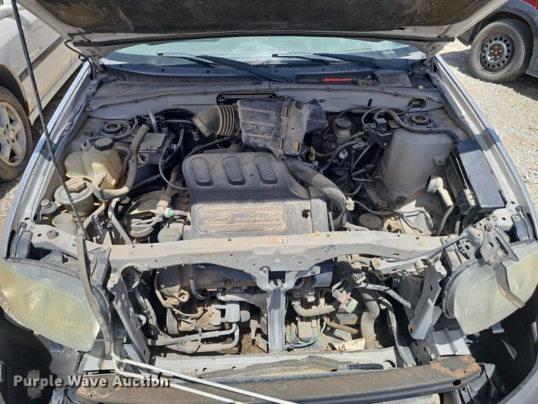 image for item EH8972 2003 Ford Escape XLT SUV