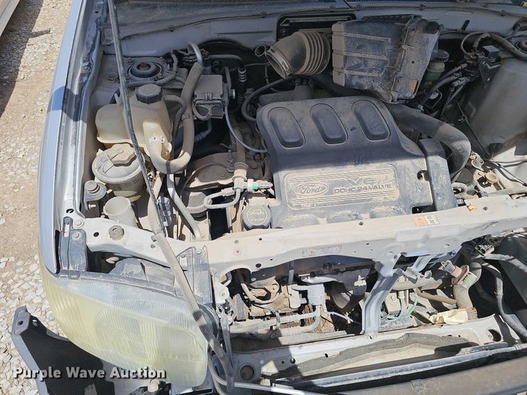 image for item EH8972 2003 Ford Escape XLT SUV
