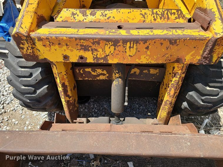 image for item EH8973 Lahman skid steer loader