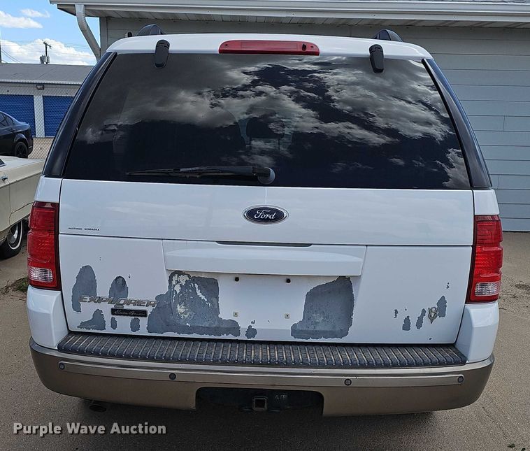 image for item EH8975 2003 Ford Explorer Eddie Bauer SUV