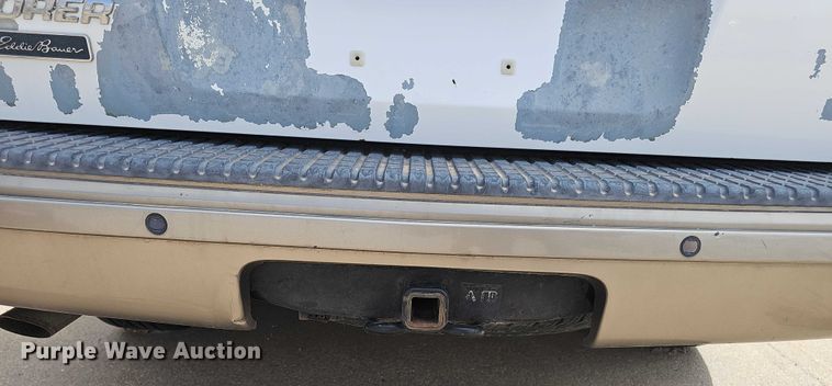 image for item EH8975 2003 Ford Explorer Eddie Bauer SUV