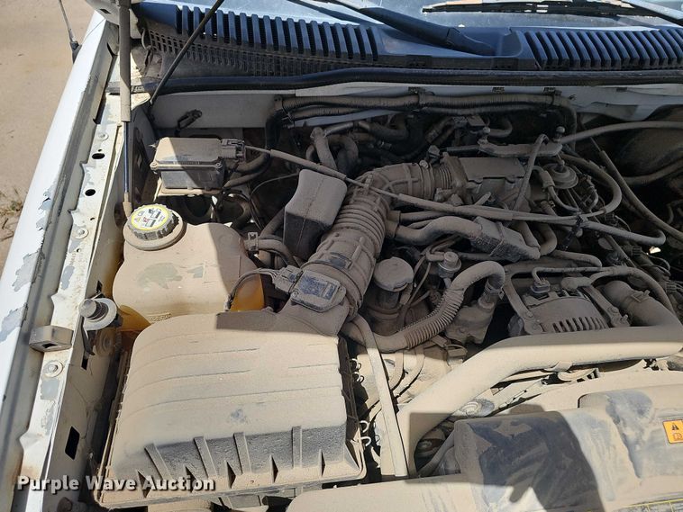 image for item EH8975 2003 Ford Explorer Eddie Bauer SUV