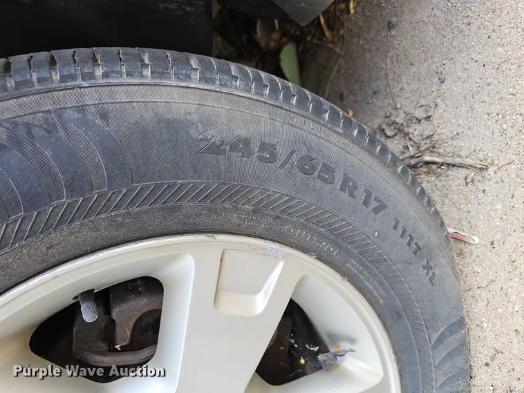 image for item EH8975 2003 Ford Explorer Eddie Bauer SUV