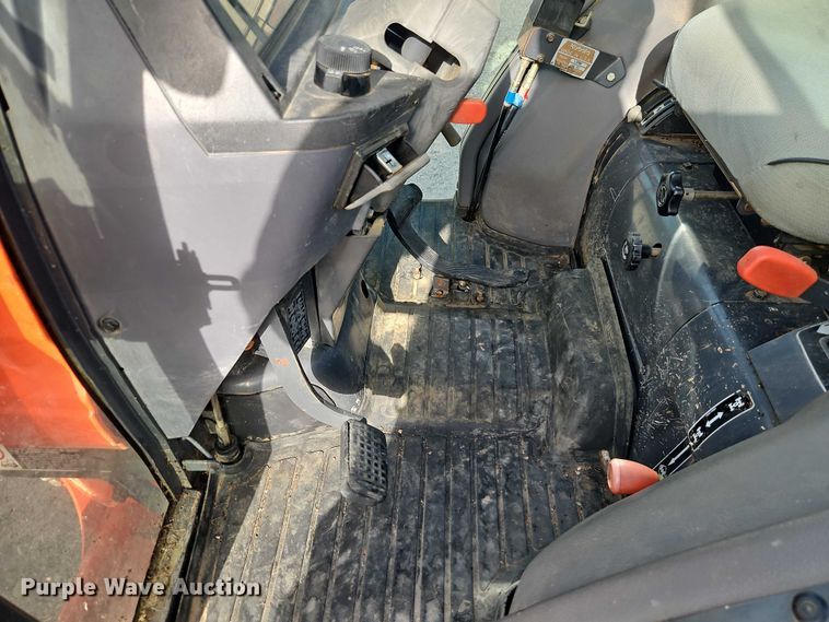 image for item EJ0040 Kubota L4310D MFWD tractor