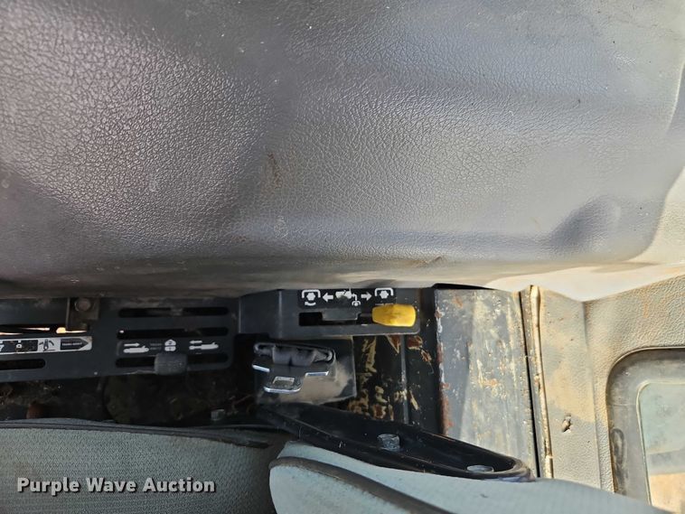 image for item EJ0040 Kubota L4310D MFWD tractor