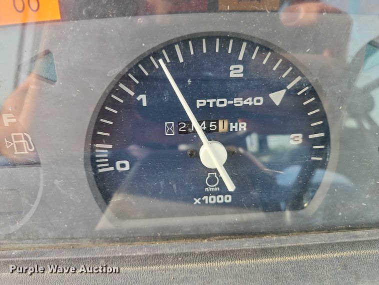 image for item EJ0040 Kubota L4310D MFWD tractor