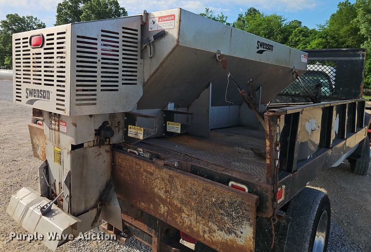 image for item EJ0043 2014 Ford F450 Super Duty XL dump flatbed truck