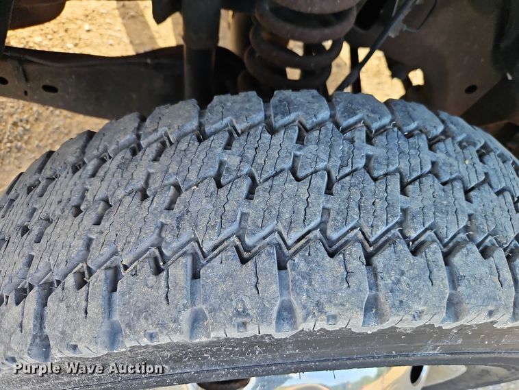 image for item EJ0043 2014 Ford F450 Super Duty XL dump flatbed truck