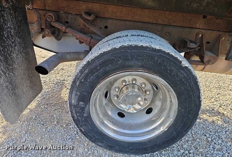 image for item EJ0043 2014 Ford F450 Super Duty XL dump flatbed truck