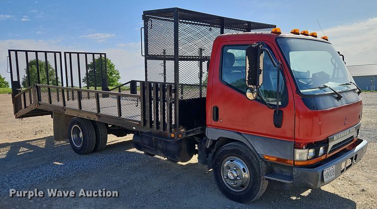 image for item EJ0044 2003 Mitsubishi Fuso flatbed truck