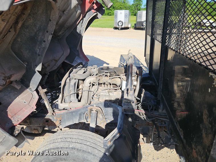 image for item EJ0044 2003 Mitsubishi Fuso flatbed truck