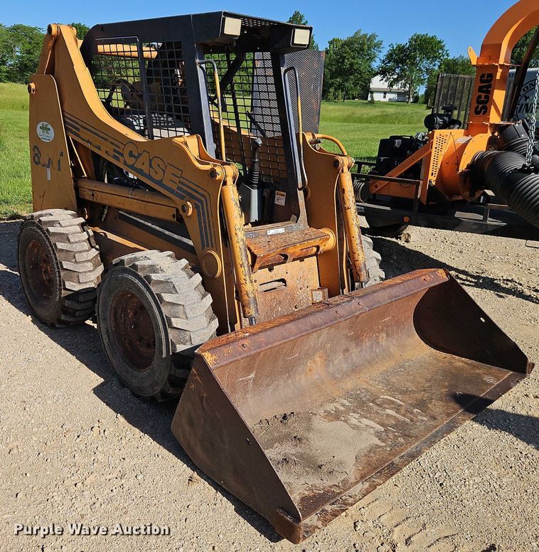 image for item EJ0045 2002 Case 85XT skid steer loader