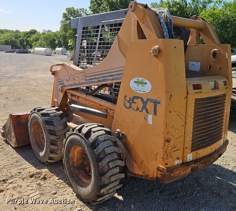 image for item EJ0045 2002 Case 85XT skid steer loader