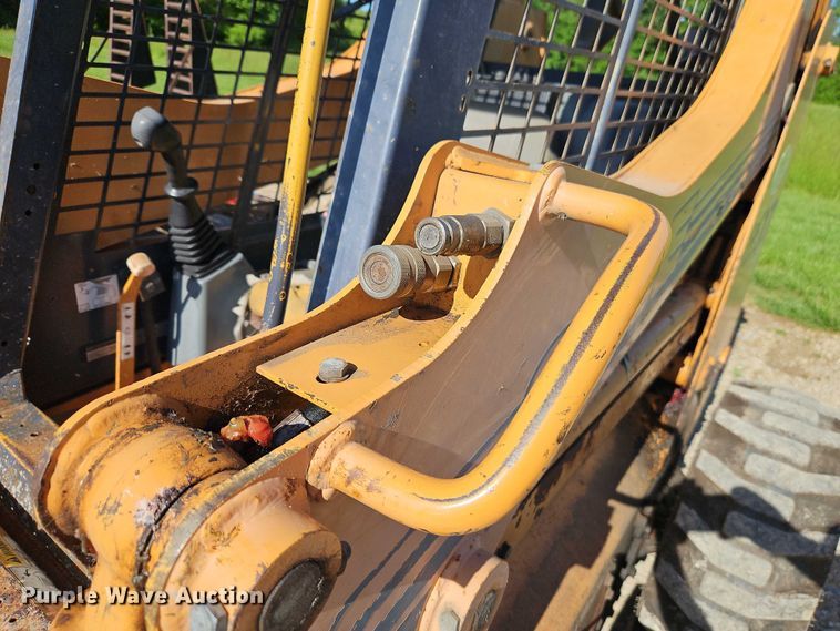 image for item EJ0045 2002 Case 85XT skid steer loader