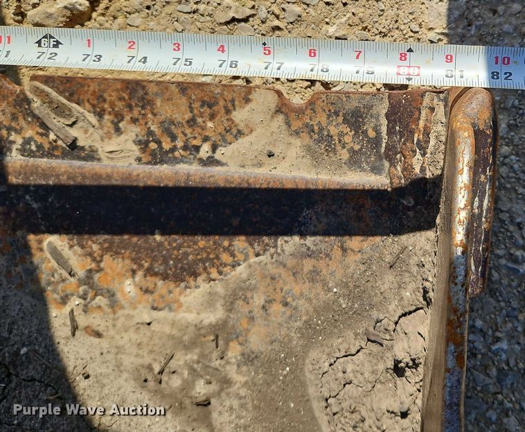 image for item EJ0045 2002 Case 85XT skid steer loader