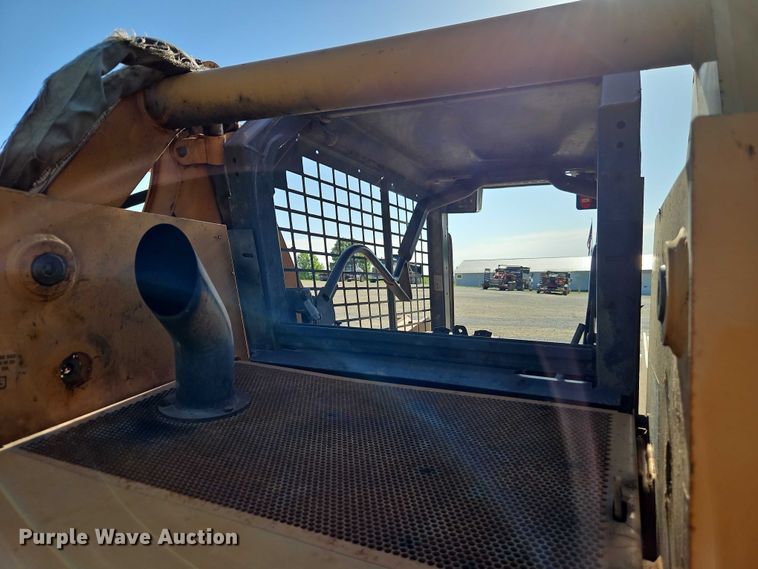 image for item EJ0045 2002 Case 85XT skid steer loader