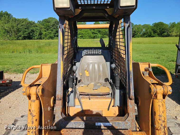 image for item EJ0045 2002 Case 85XT skid steer loader