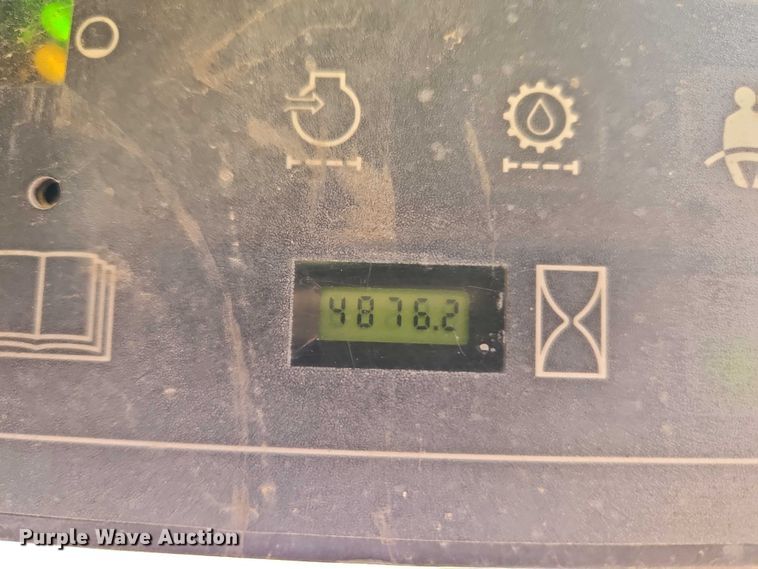 image for item EJ0045 2002 Case 85XT skid steer loader