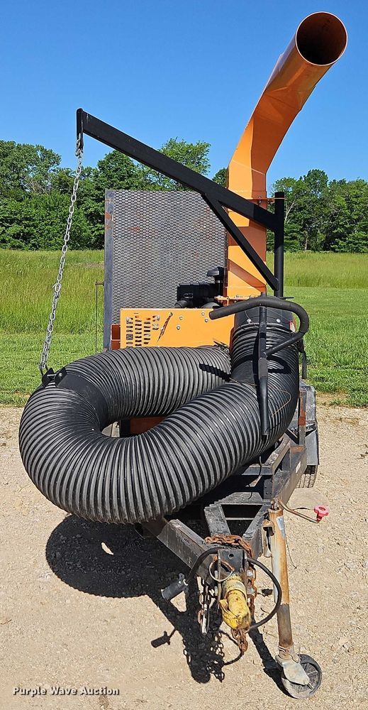 image for item EJ0046 Scag TLS20W-29BV leaf vacuum