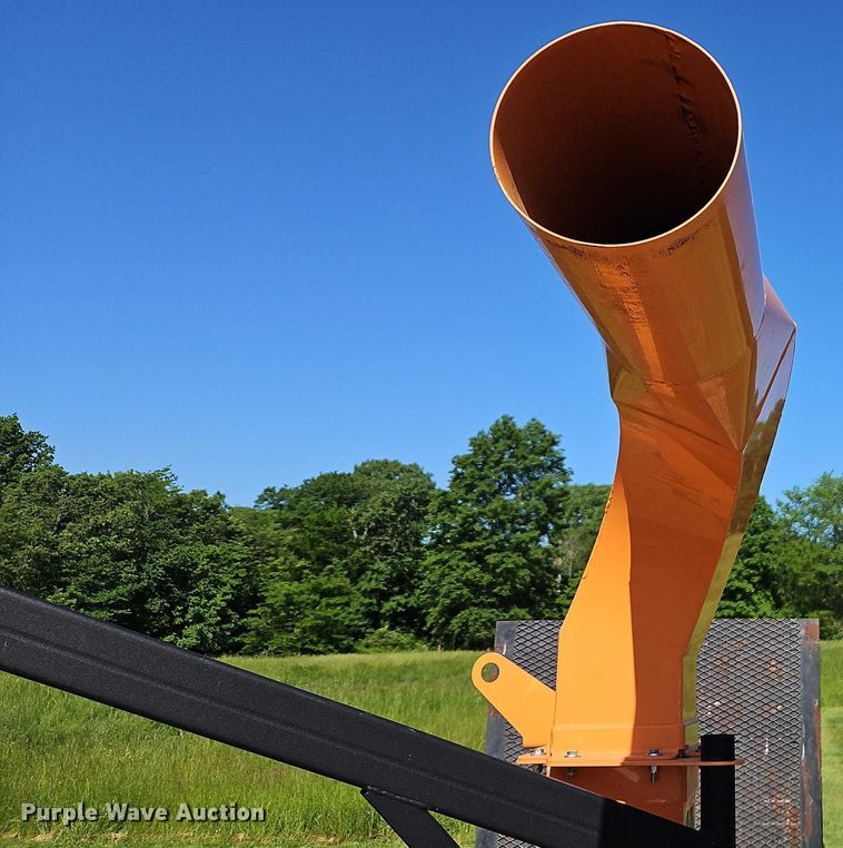 image for item EJ0046 Scag TLS20W-29BV leaf vacuum