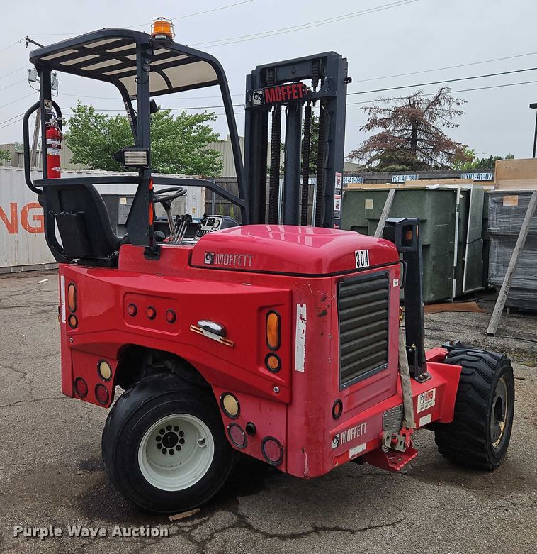 image for item EJ0047 2016 Moffett M8 55.4 forklift