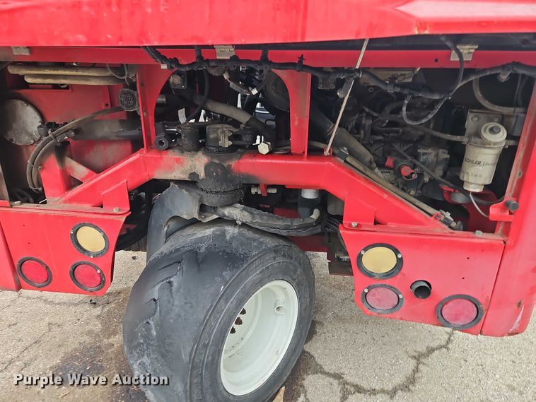 image for item EJ0047 2016 Moffett M8 55.4 forklift