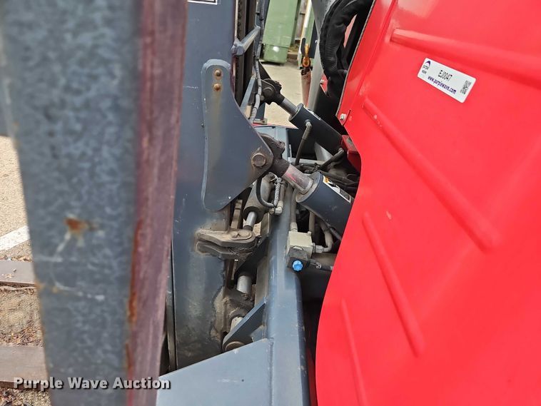 image for item EJ0047 2016 Moffett M8 55.4 forklift