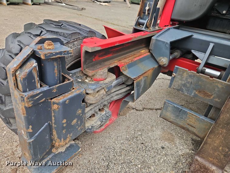image for item EJ0047 2016 Moffett M8 55.4 forklift