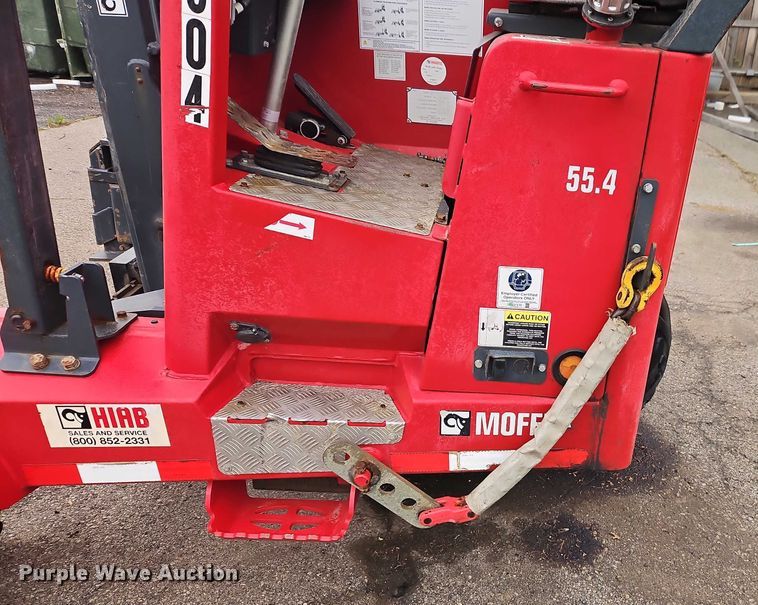 image for item EJ0047 2016 Moffett M8 55.4 forklift