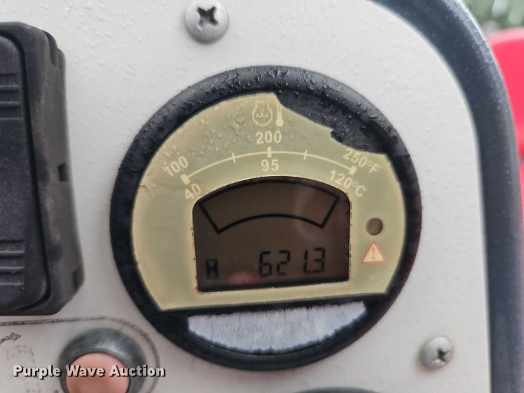 image for item EJ0047 2016 Moffett M8 55.4 forklift