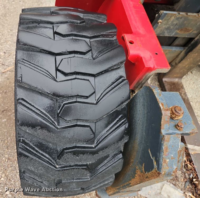 image for item EJ0047 2016 Moffett M8 55.4 forklift