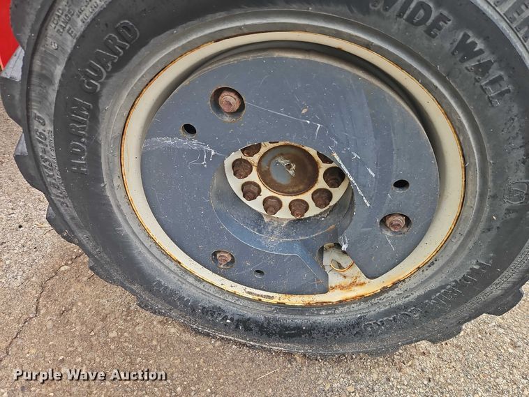 image for item EJ0047 2016 Moffett M8 55.4 forklift