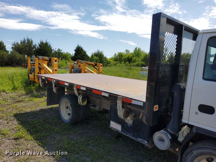 image for item EJ0061 2003 GMC W4 dump flatbed truck