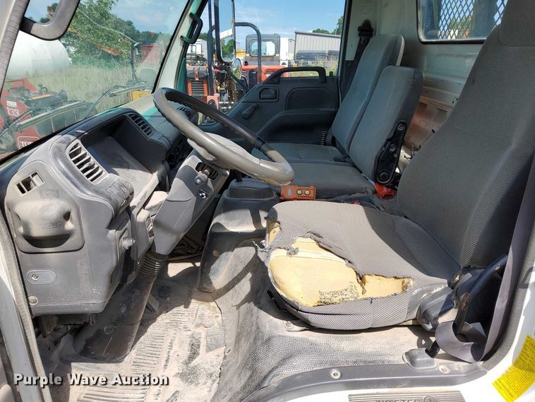 image for item EJ0061 2003 GMC W4 dump flatbed truck