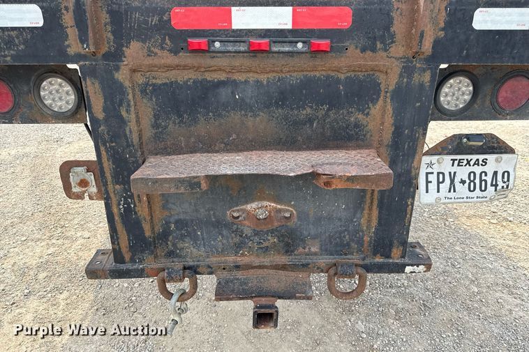 image for item EJ3744 2003 Freightliner FL80 flatbed truck