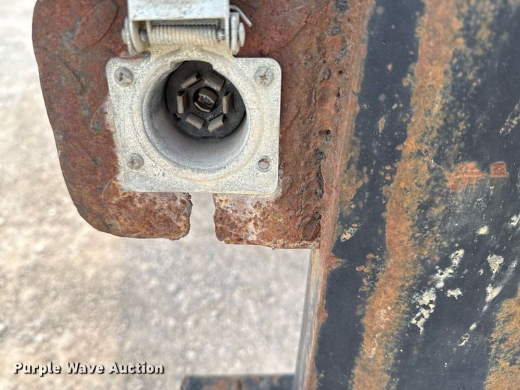 image for item EJ3744 2003 Freightliner FL80 flatbed truck