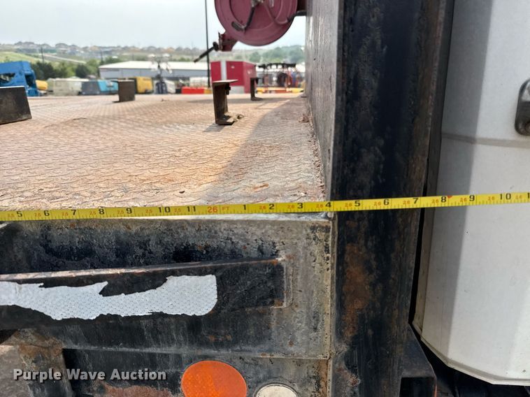 image for item EJ3744 2003 Freightliner FL80 flatbed truck