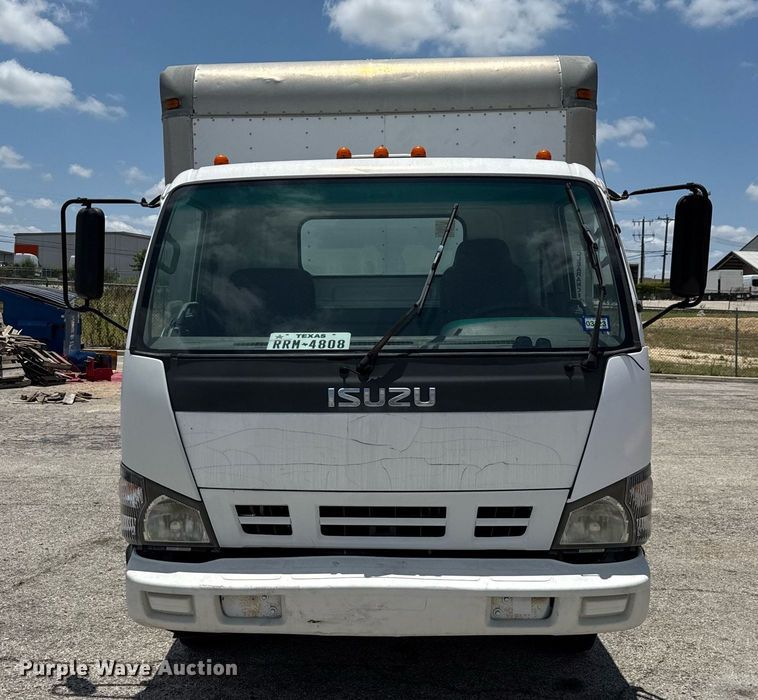image for item EJ3827 2007 Isuzu NPR box truck