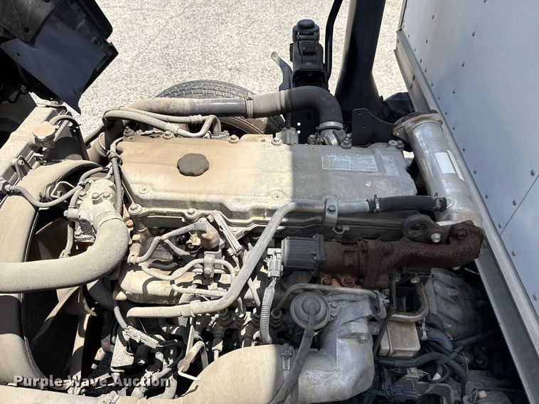 image for item EJ3827 2007 Isuzu NPR box truck