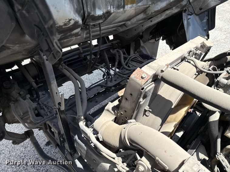 image for item EJ3827 2007 Isuzu NPR box truck