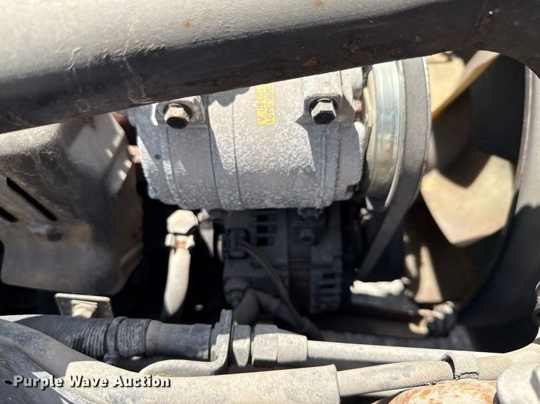 image for item EJ3827 2007 Isuzu NPR box truck