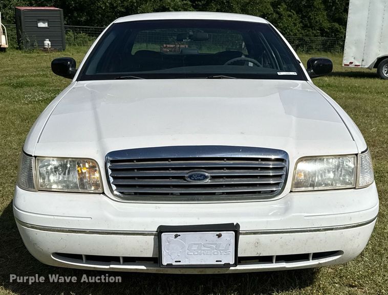 image for item EJ4489 1998 Ford Crown Victoria Police Interceptor  