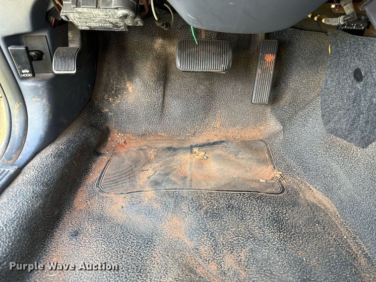 image for item EJ4489 1998 Ford Crown Victoria Police Interceptor  